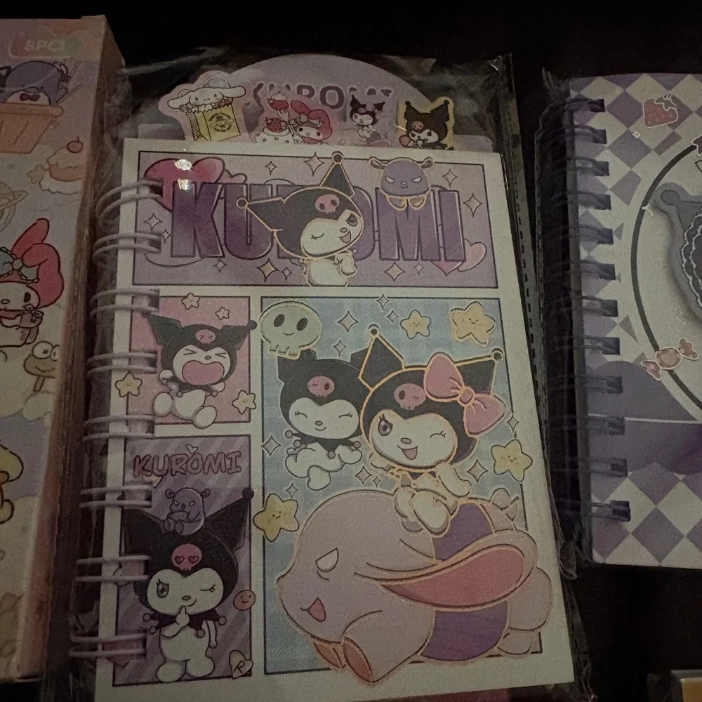 Sanrio compact kuromi